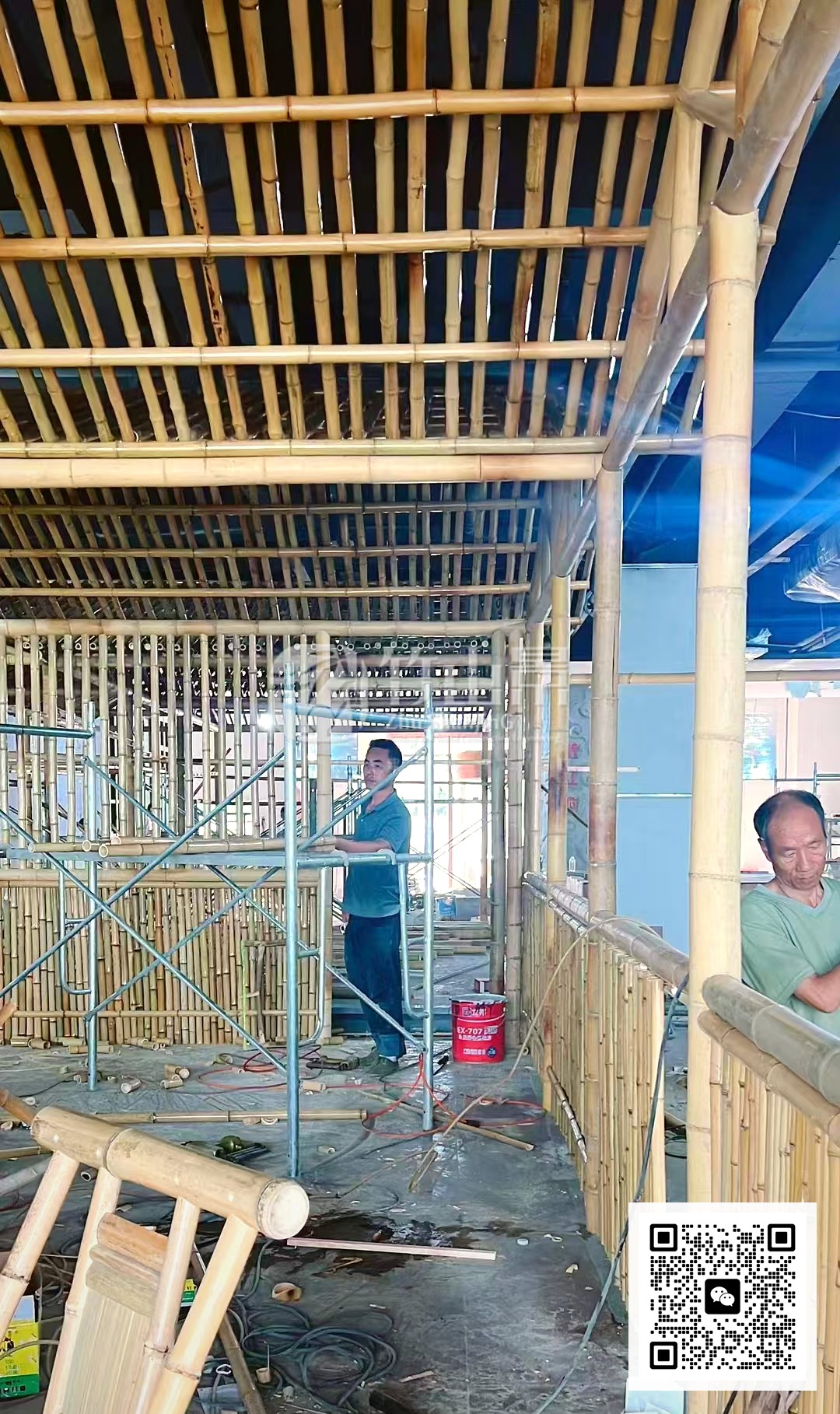 原竹隔断骨架安装现场